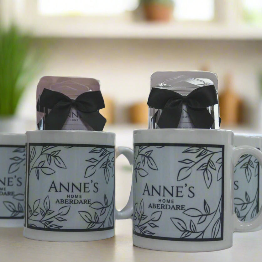 MUGS