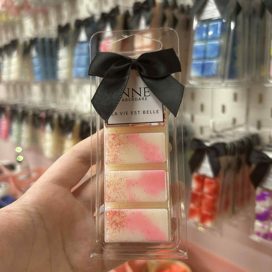 LA VIE EST BELLE WAX SNAP BAR